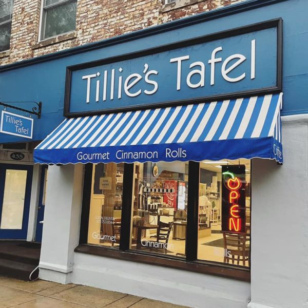 tillie's store front