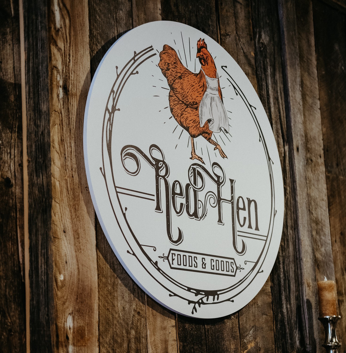 Red Hen Foods and Goods logo