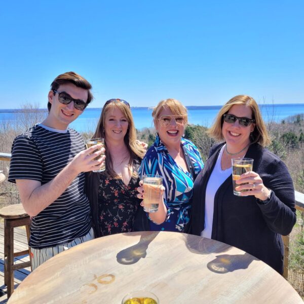 Leelanau-Wine-Tour-scaled